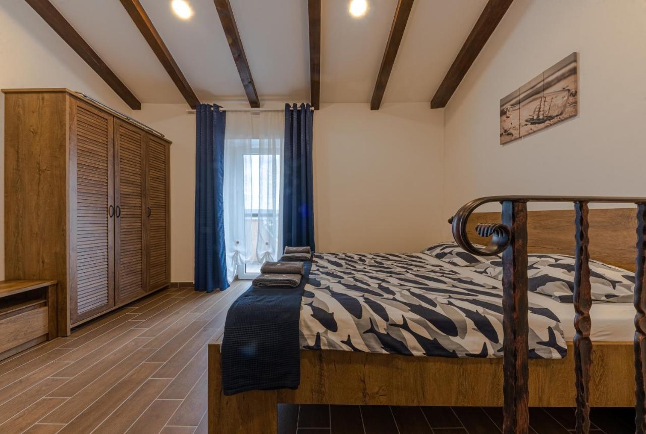 Apartments Gea Lucija Eksteriør billede