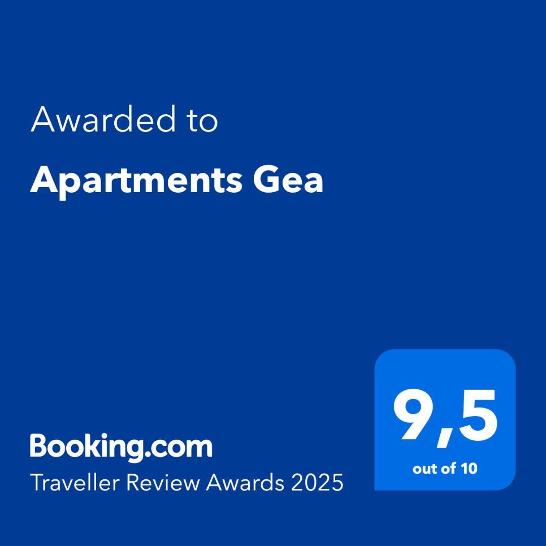 Apartments Gea Lucija Eksteriør billede