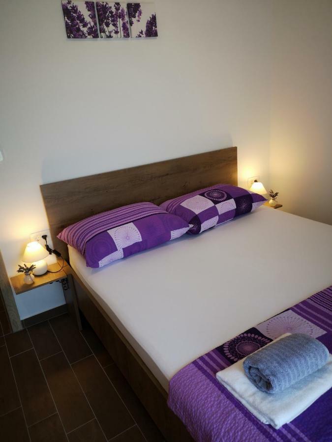 Apartments Gea Lucija Eksteriør billede